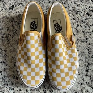 NIB Vans Classic Slip-on Checkerboard (yellow/white), Women’s 8.5, Mens 7